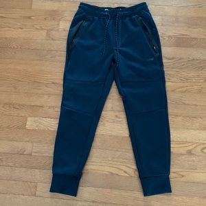 American eagle joggers